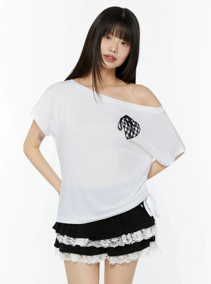 heart-patch-one-shoulder-oversized-t-shirt-iu518