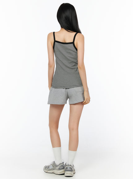 striped-tank-top-iu516