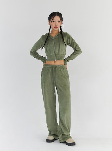 track-suit-hoodie-and-pants-set-cs325