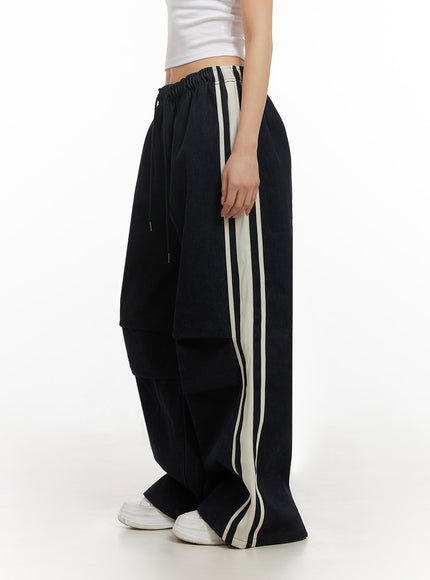 striped-trackpants-with-adjustable-waist-ij503