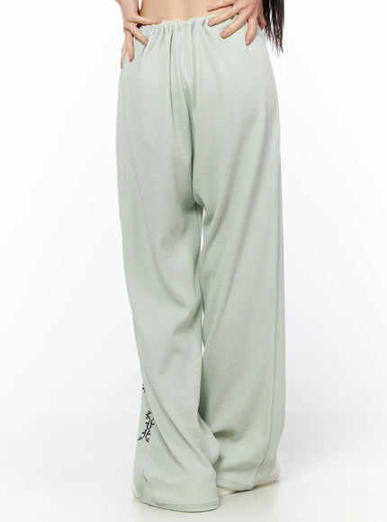 waffle-graphic-print-sweatpants-cu511
