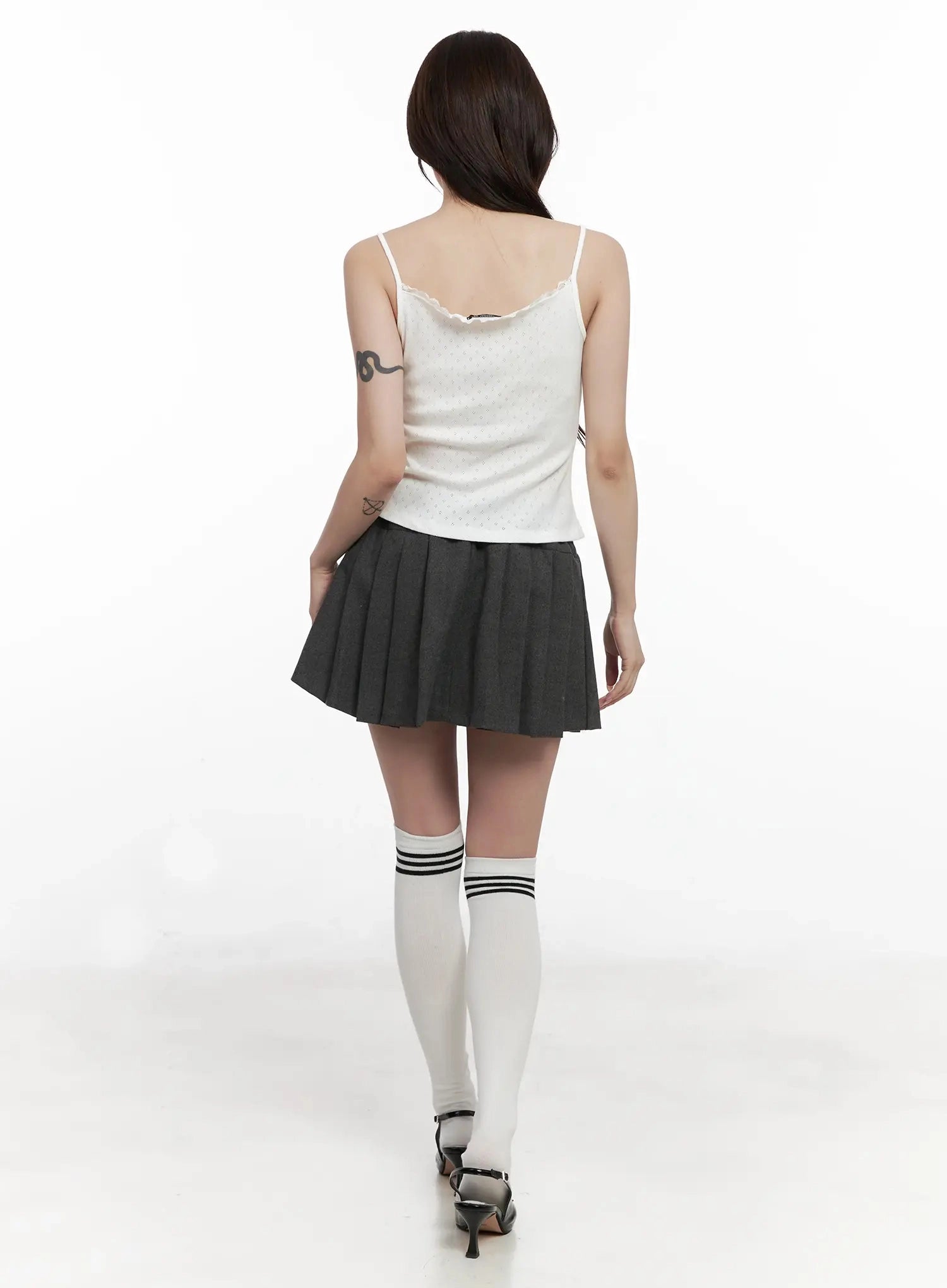chic-gray-pleated-mini-skirt-in514