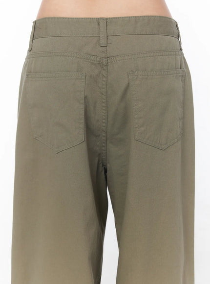 relaxed-fit-wide-leg-pants-cy529