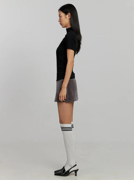 velvet-low-rise-mini-skirt-ij502