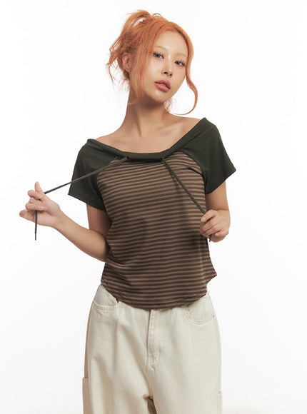 stripe-off-shoulder-hooded-top-ia517