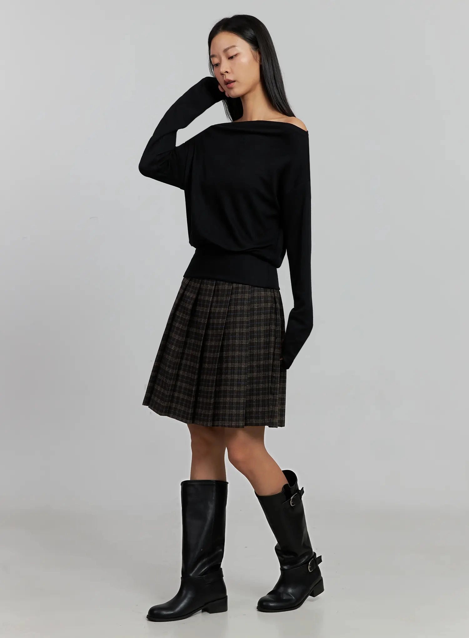 boat-neck-long-sleeve-top-ij502