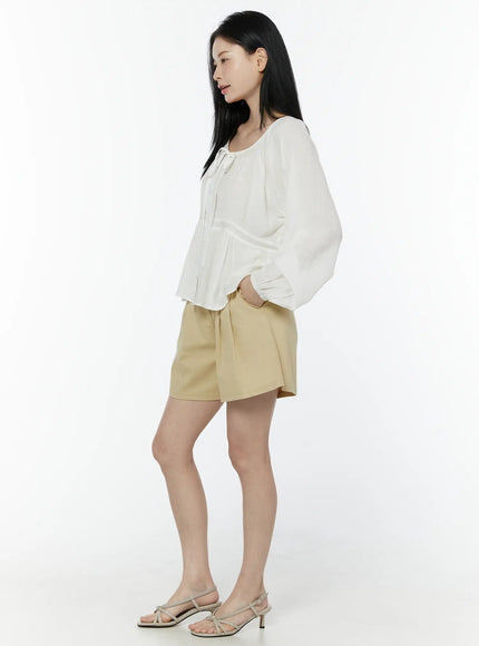 shirred-balloon-sleeve-blouse-iu505