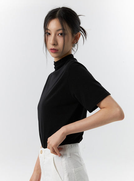 mock-neck-tee-il321