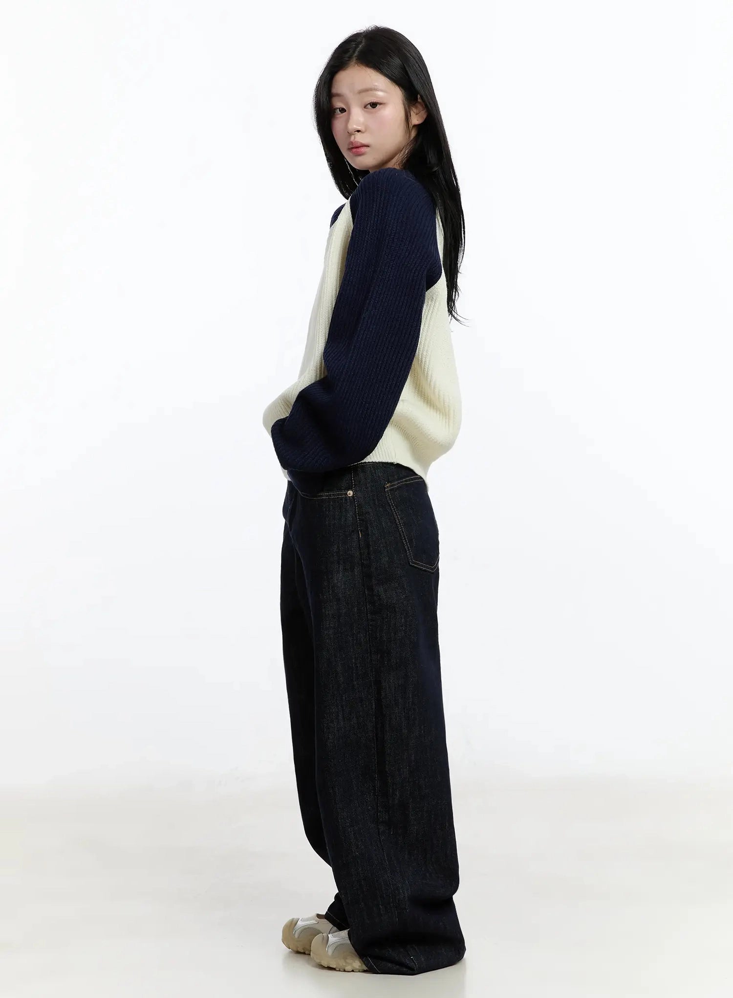 dallas-dark-washed-wide-leg-jeans-im519