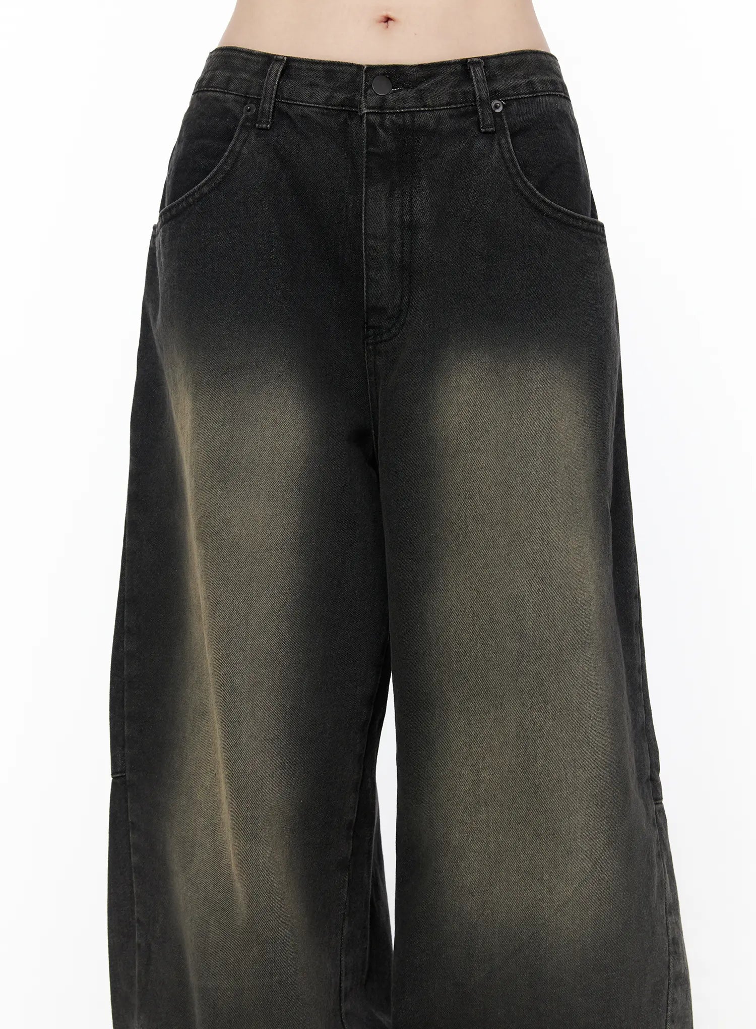 bodie-vintage-wash-wide-leg-jeans-cu519