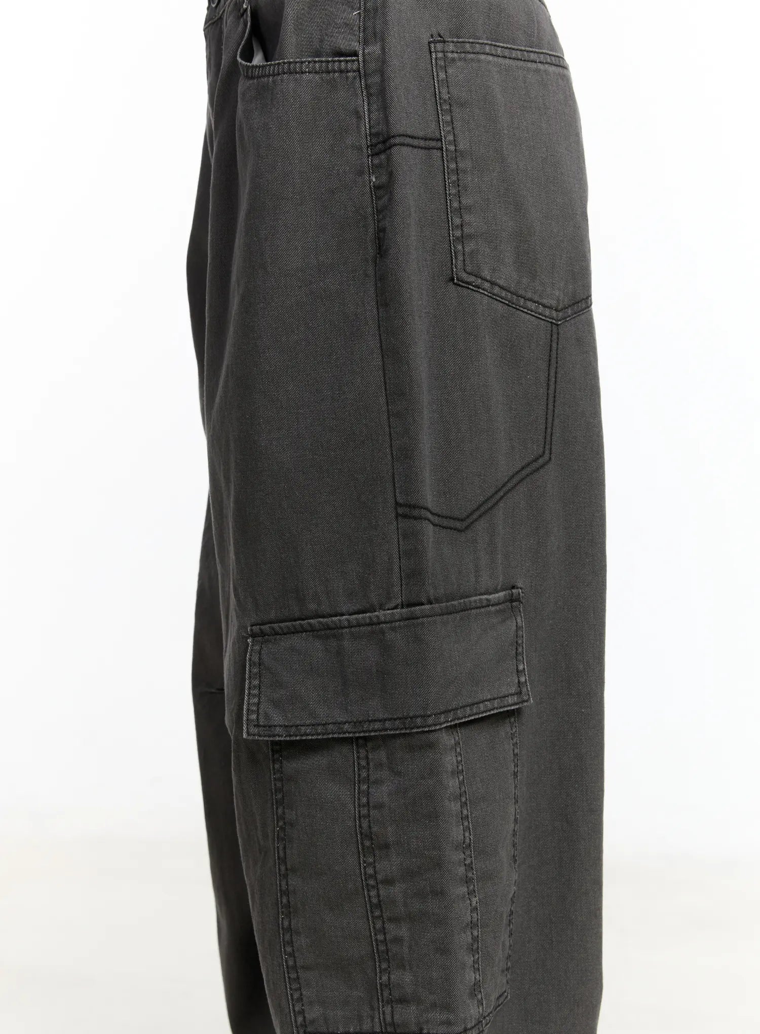 wide-leg-cargo-pants-cm511