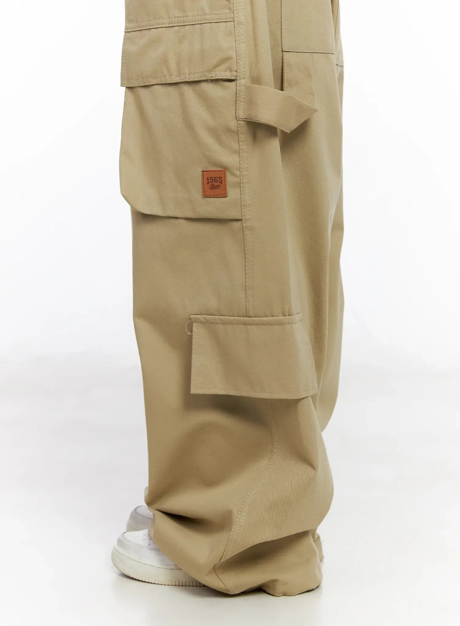 Wide Leg Cargo Pants with Elastic Waist CF519