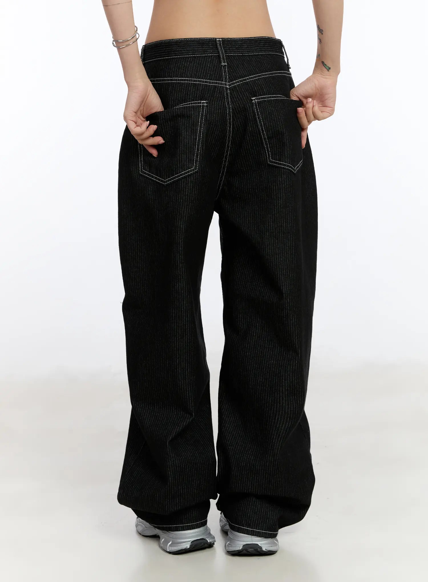 athe-wide-stripe-jeans-ca506