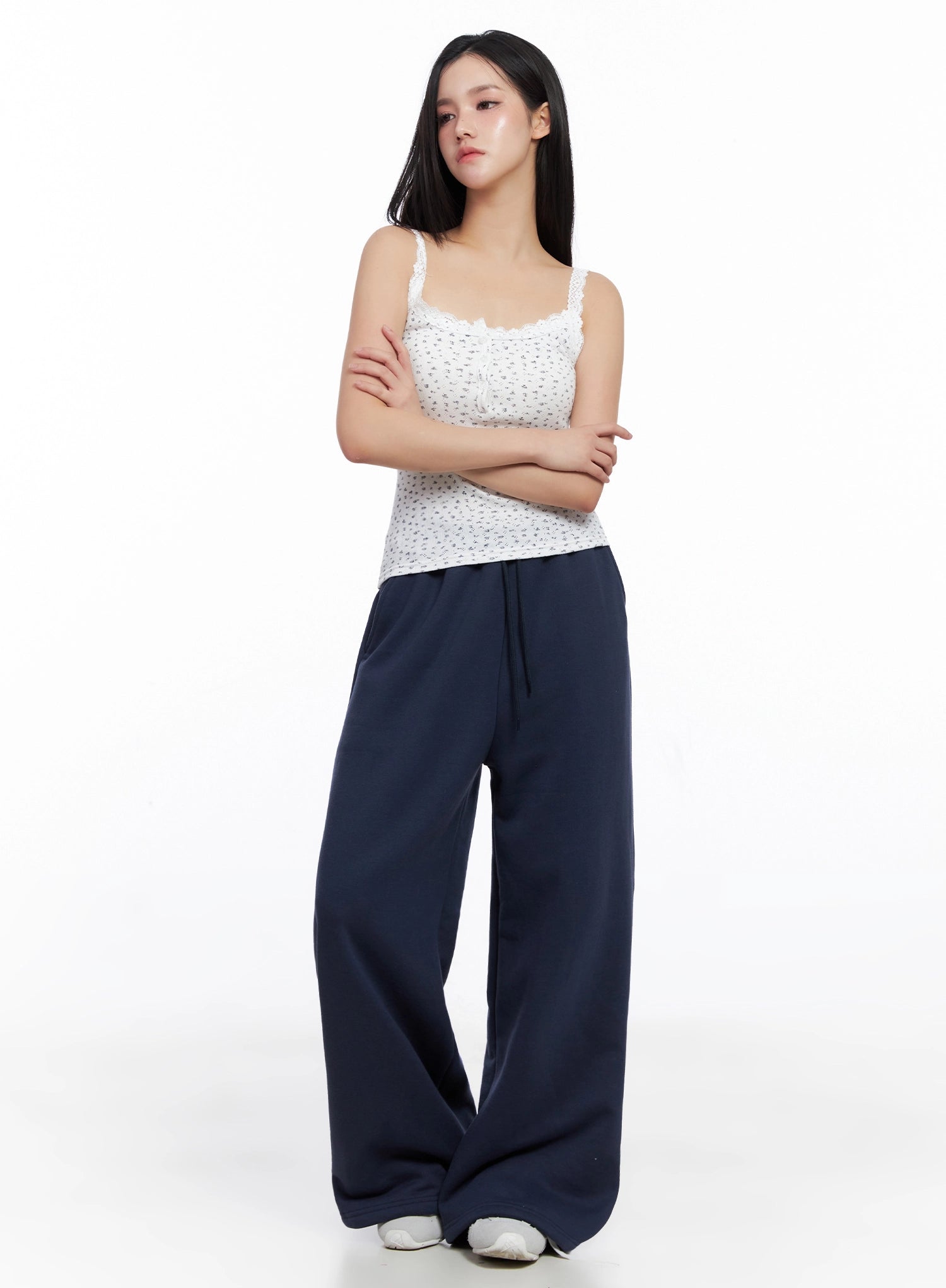 graphic-wide-leg-sweatpants-is525