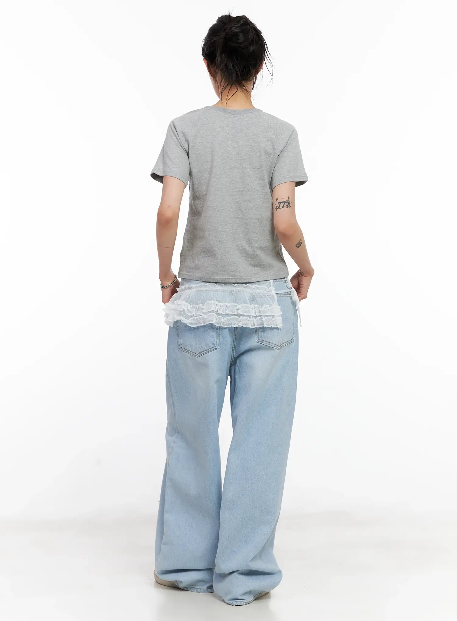 pause-graphic-cropped-tee-cl528