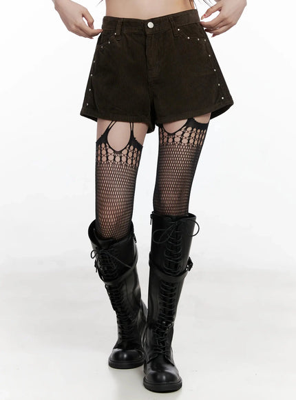 corduroy-studded-shorts-in525