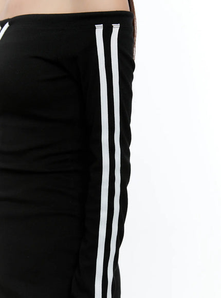 sporty-off-shoulder-knit-dress-cs518