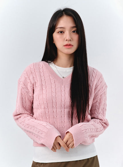 cable-knit-v-neck-sweater-oo316