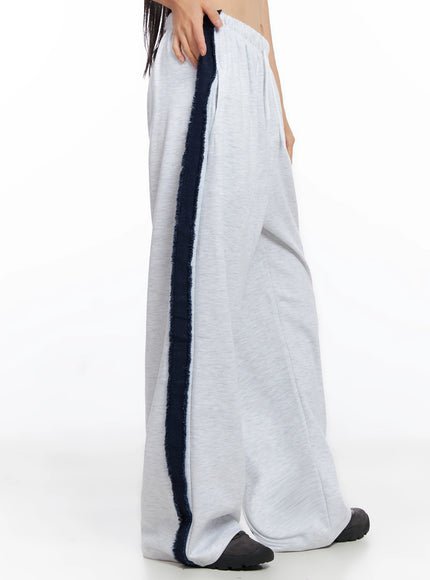 relaxed-fit-denim-stripe-sweatpants-co517
