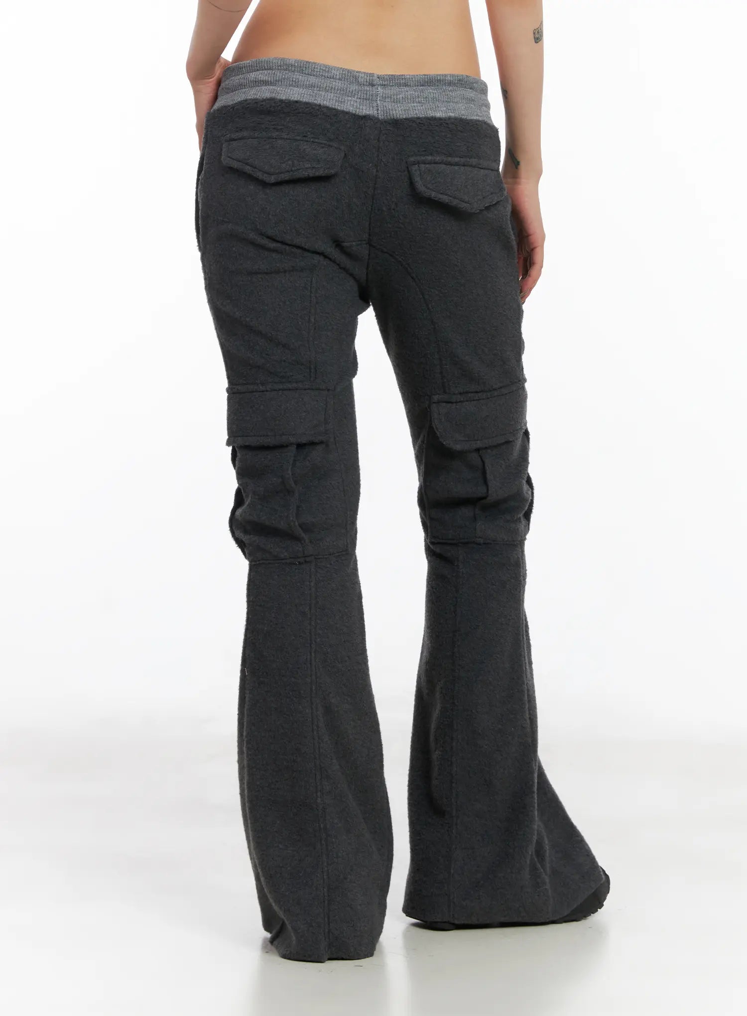 cargo-bootcut-sweatpants-cd509