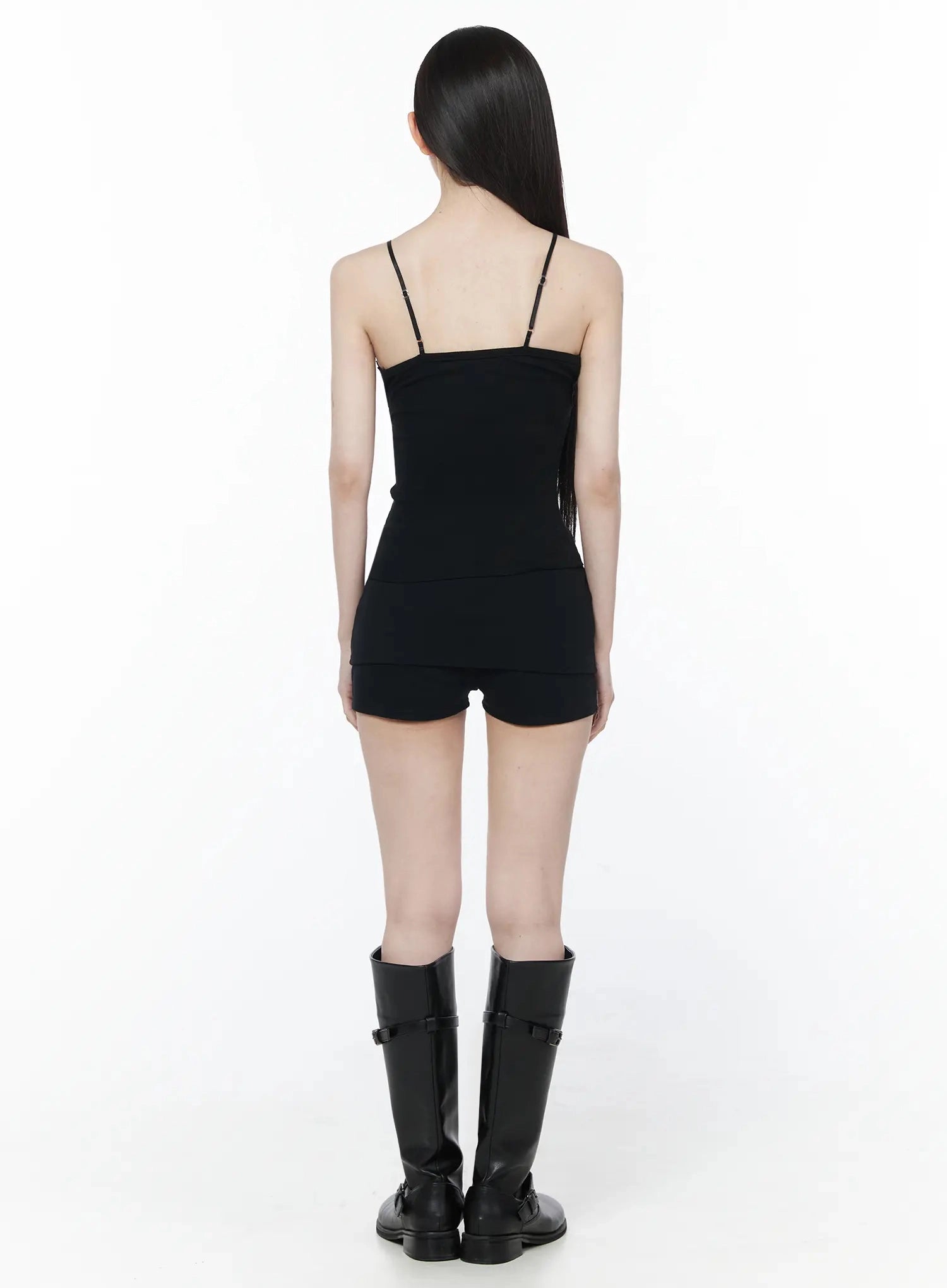 button-accent-mini-shorts-iu512