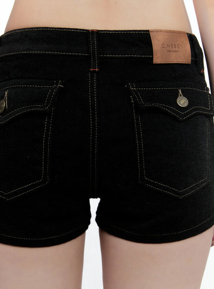 low-rise-dark-washed-denim-shorts-cn517