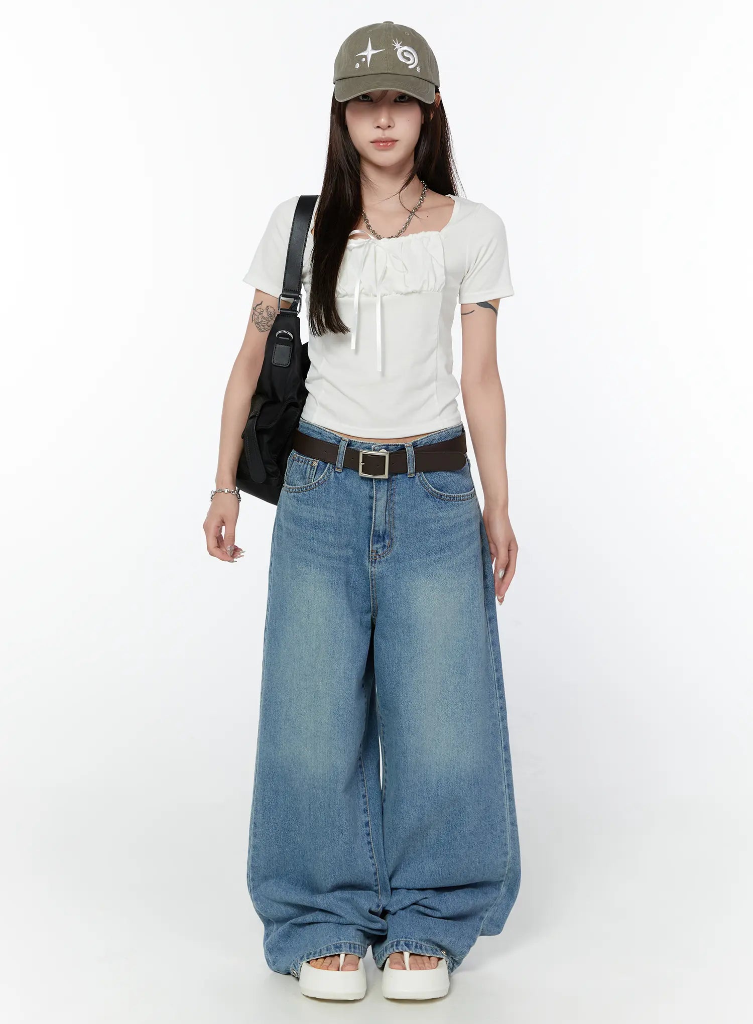 shea-snap-button-wide-leg-jeans-iy514