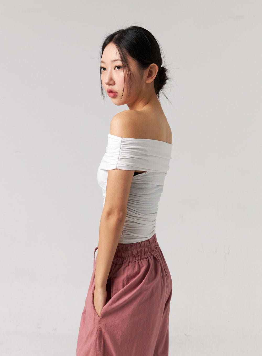 off-shoulder-crop-top-cg319