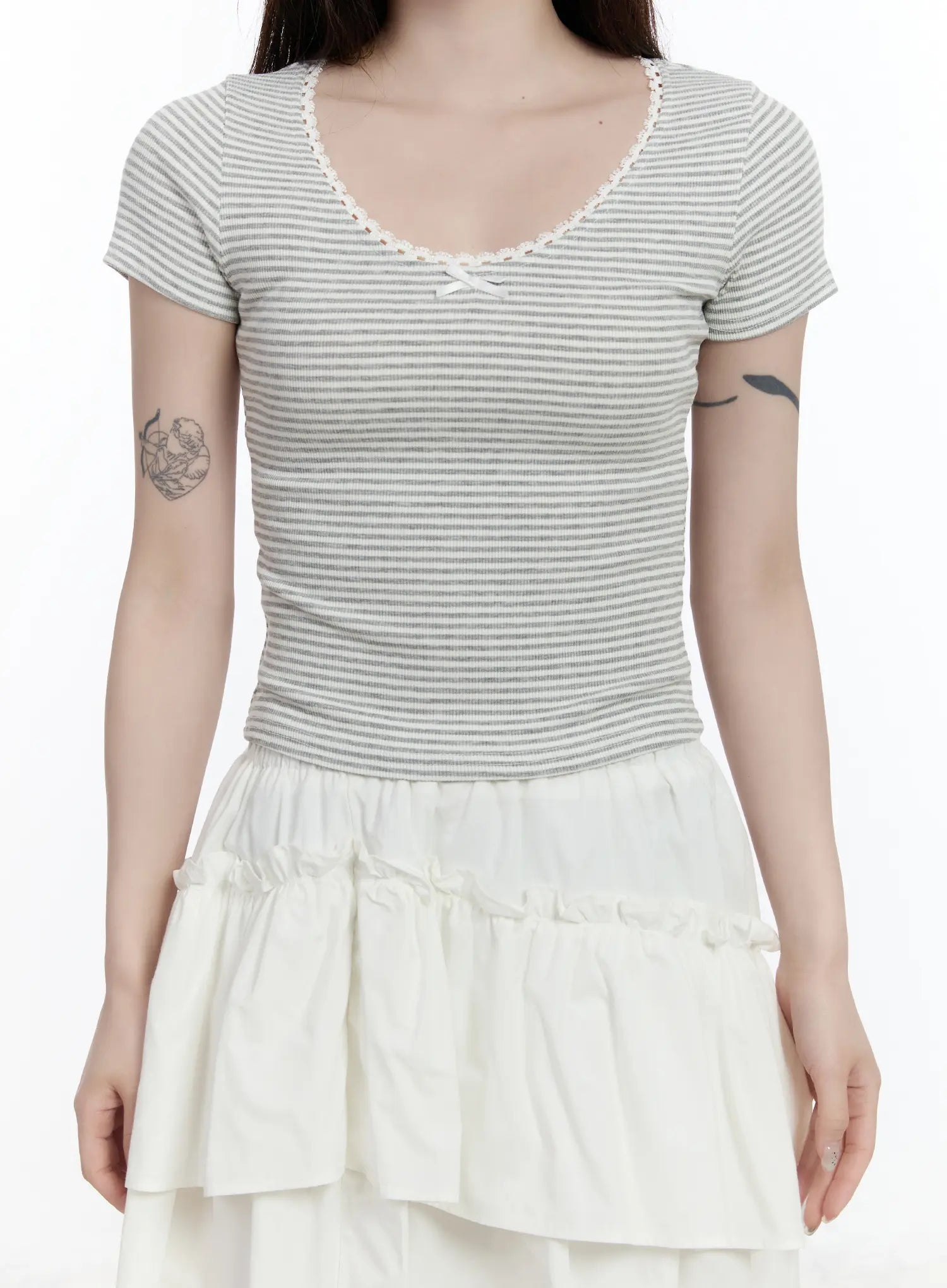 scoop-neck-striped-lace-top-ca503