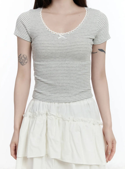 scoop-neck-striped-lace-top-ca503