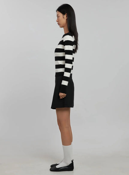 pintuck-mini-skirt-ij508