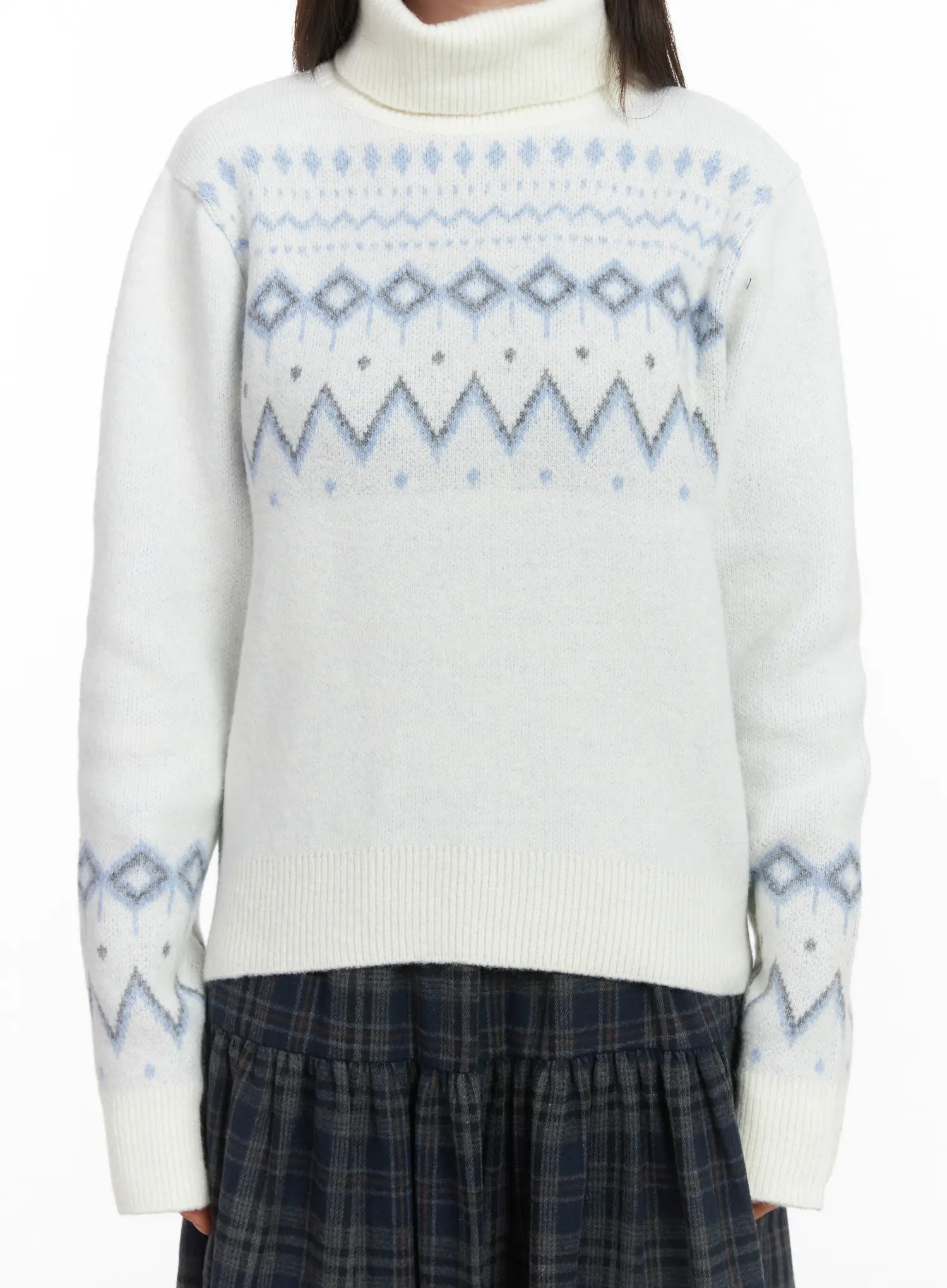 patterned-turtleneck-sweater-cj507