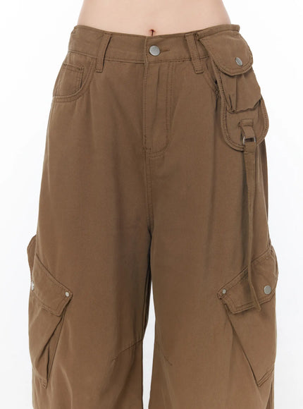 relaxed-fit-cargo-pants-cy506