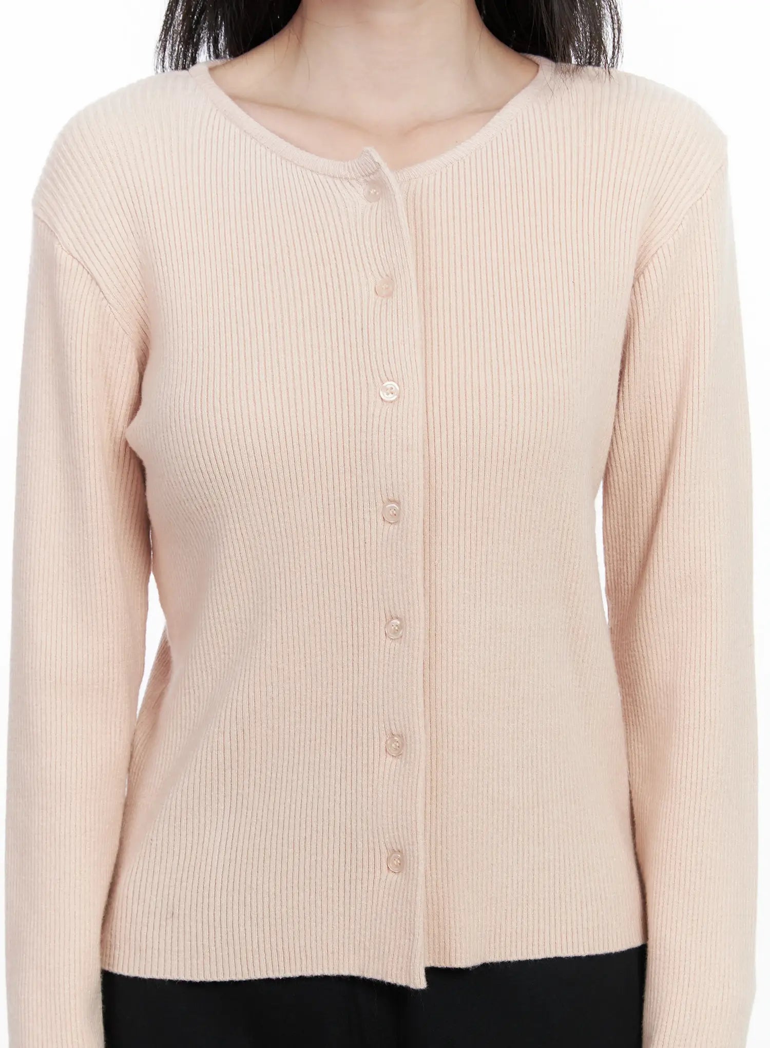 basic-slim-round-neck-cardigan-im524