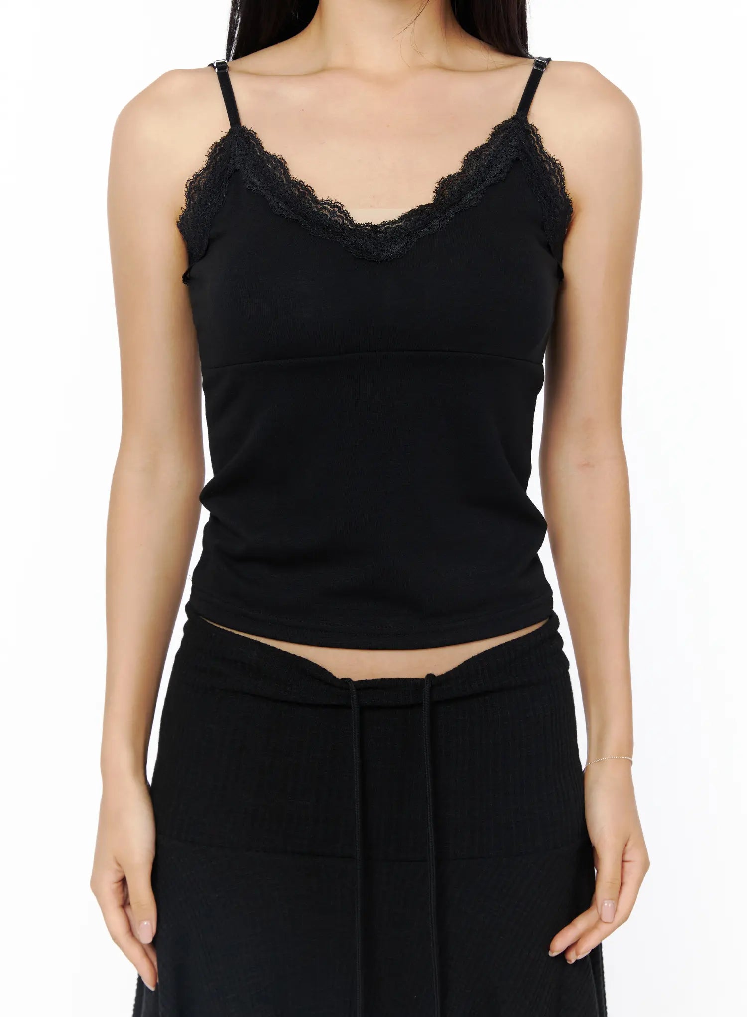 lace-trim-camisole-top-cu512
