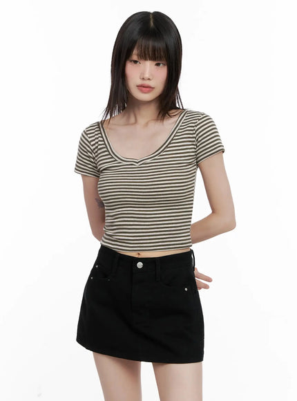 striped-v-neck-short-sleeve-tee-il531