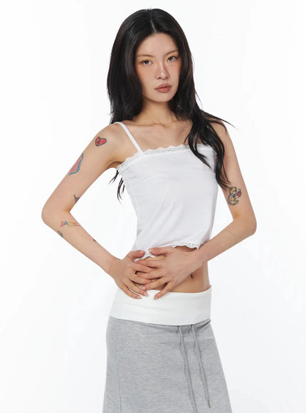 lace-trim-sleeveless-camisole-iu509
