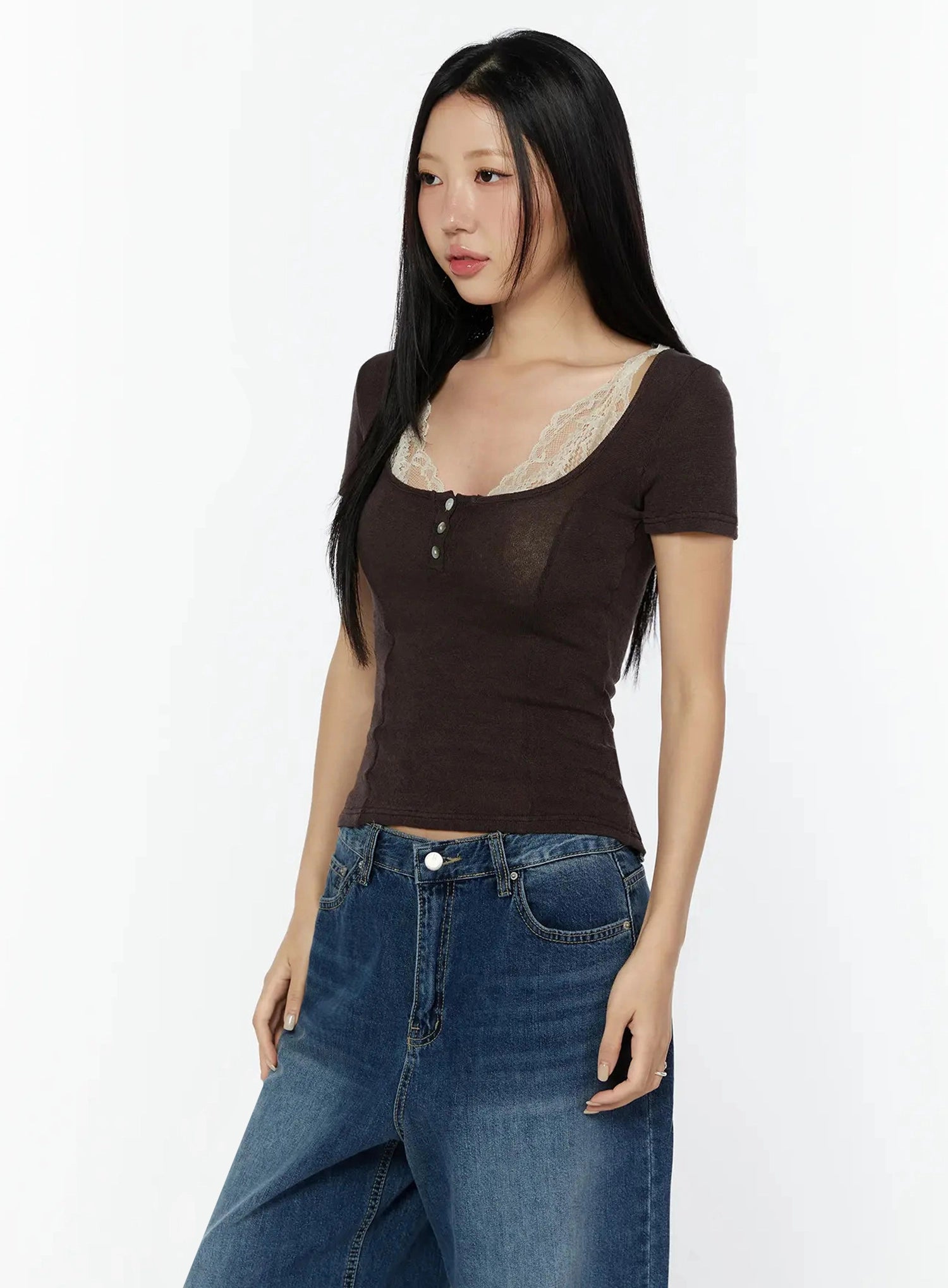lace-trim-square-neck-top-iu522