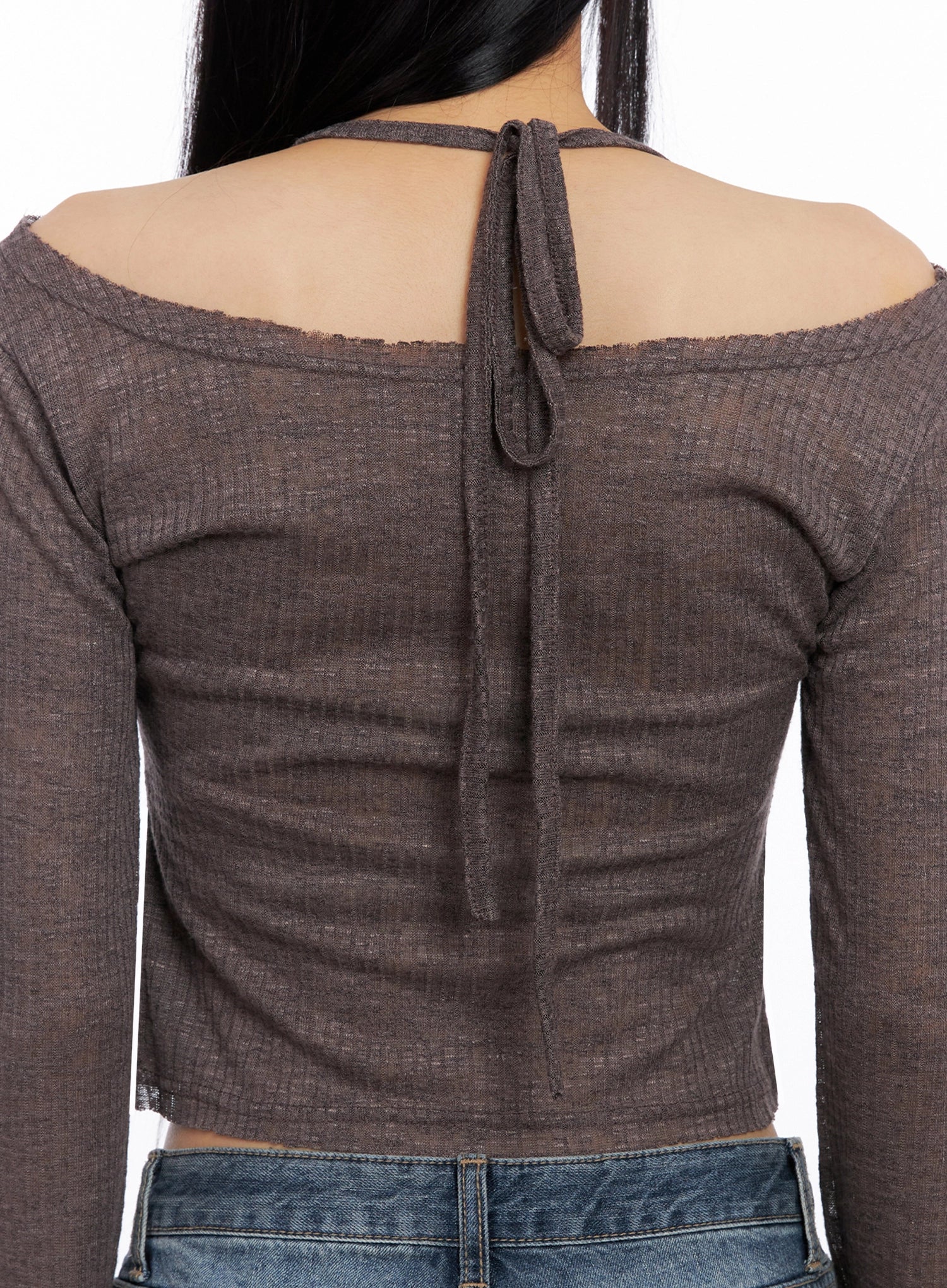 ribbed-halterneck-top-co516