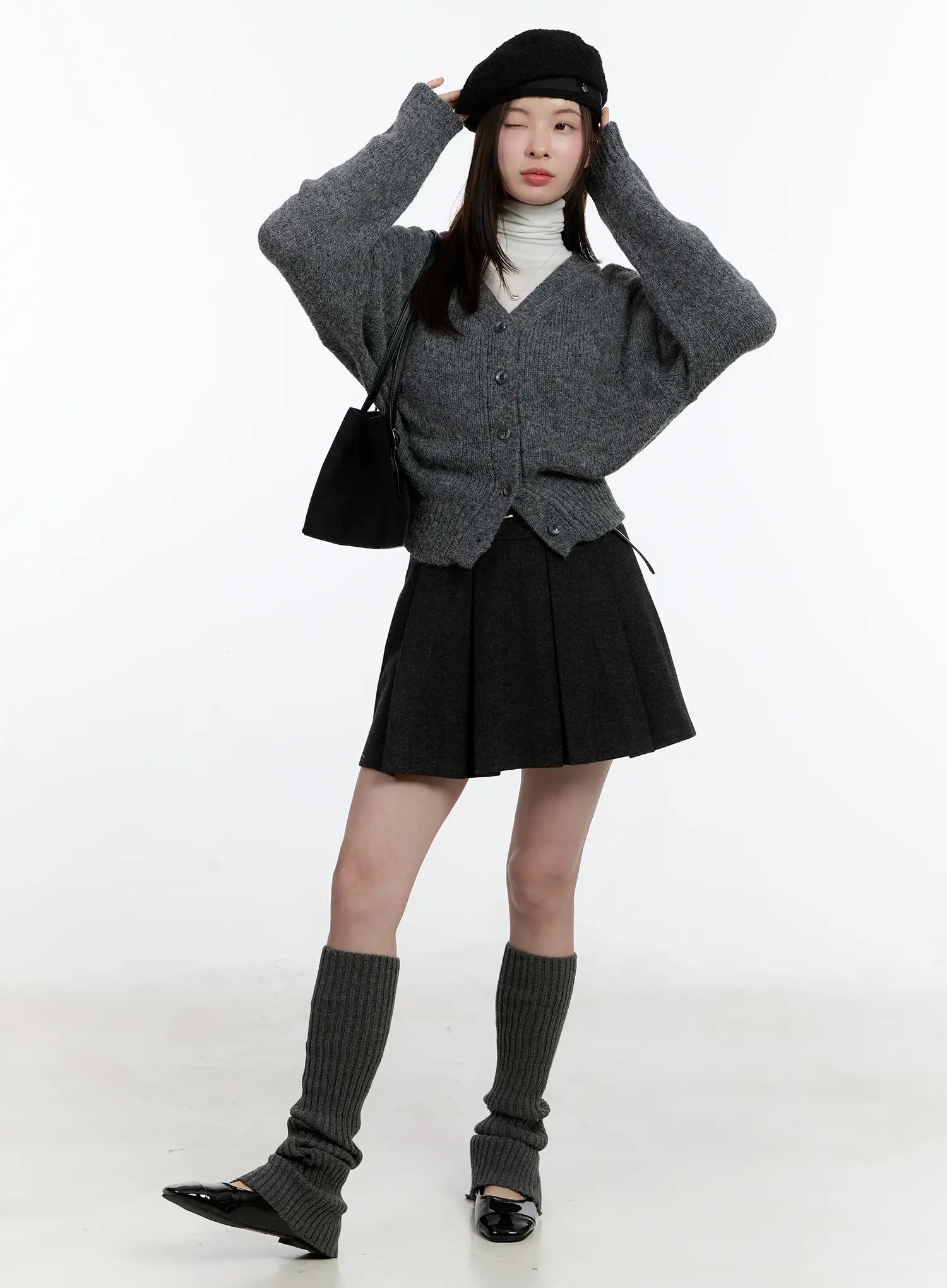 reversible-classic-v-neck-cardigan-id511