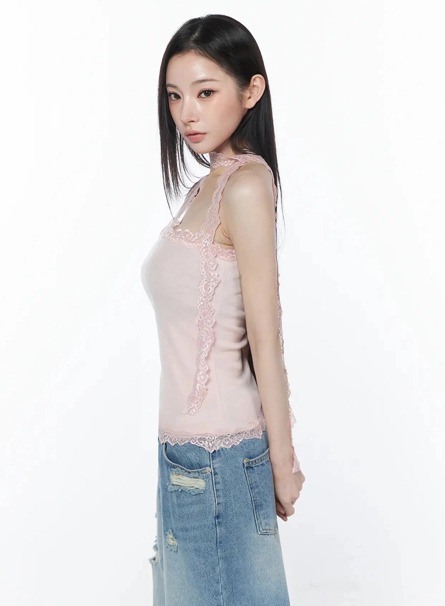 lace-trim-asymmetric-tank-top-iu512