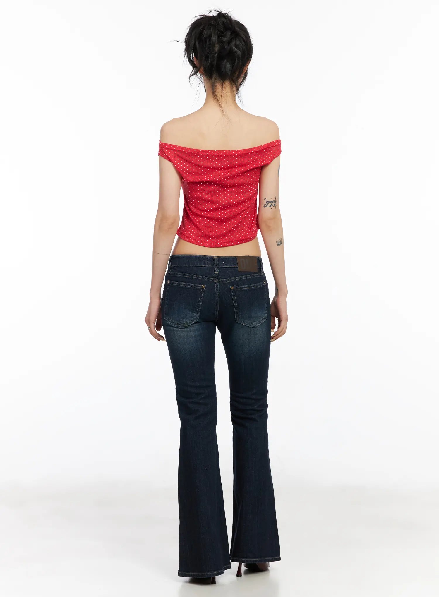 navy-low-rise-bootcut-jeans-cm517