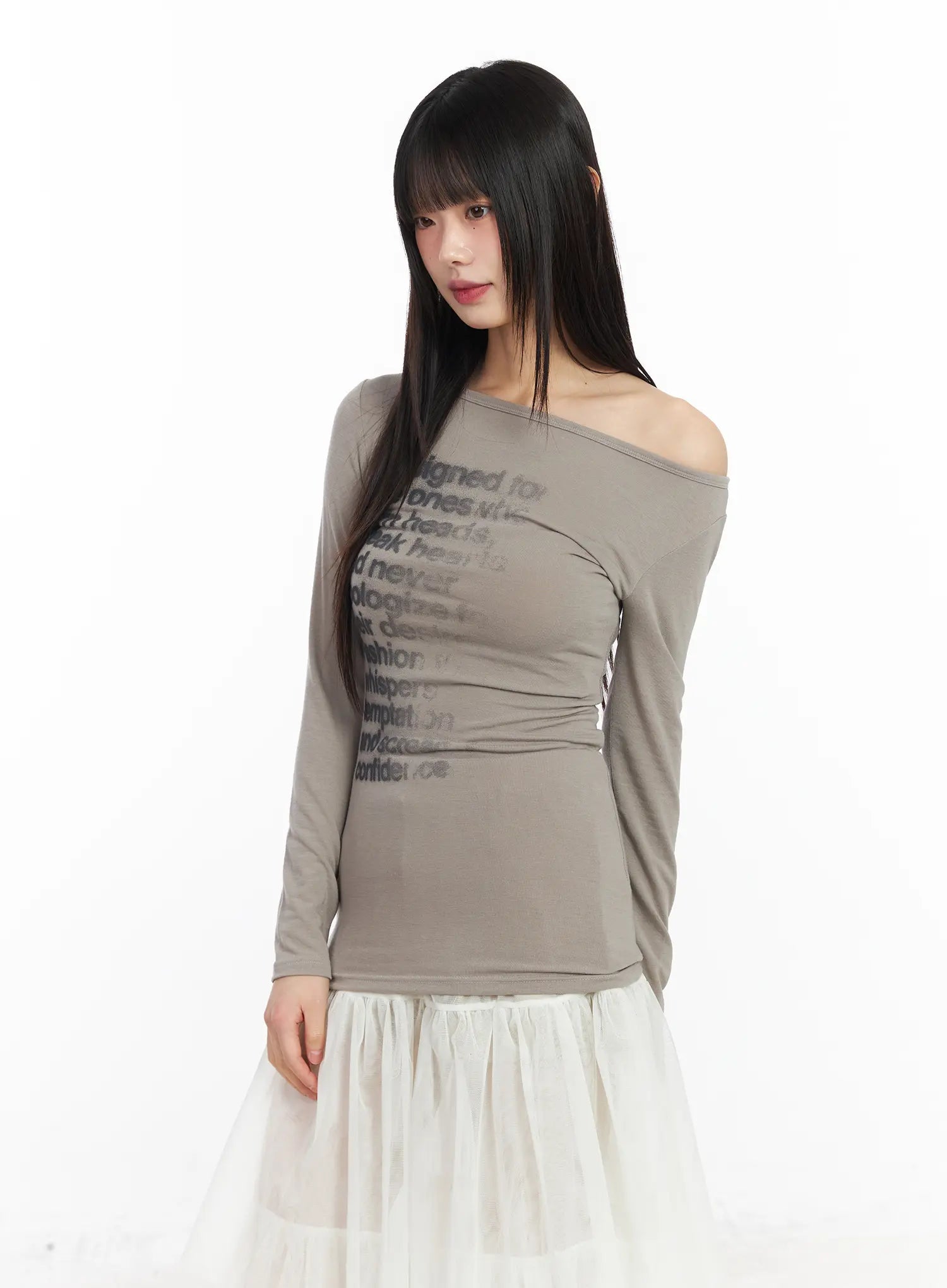 asymmetric-graphic-long-sleeve-top-cd1202 / Beige