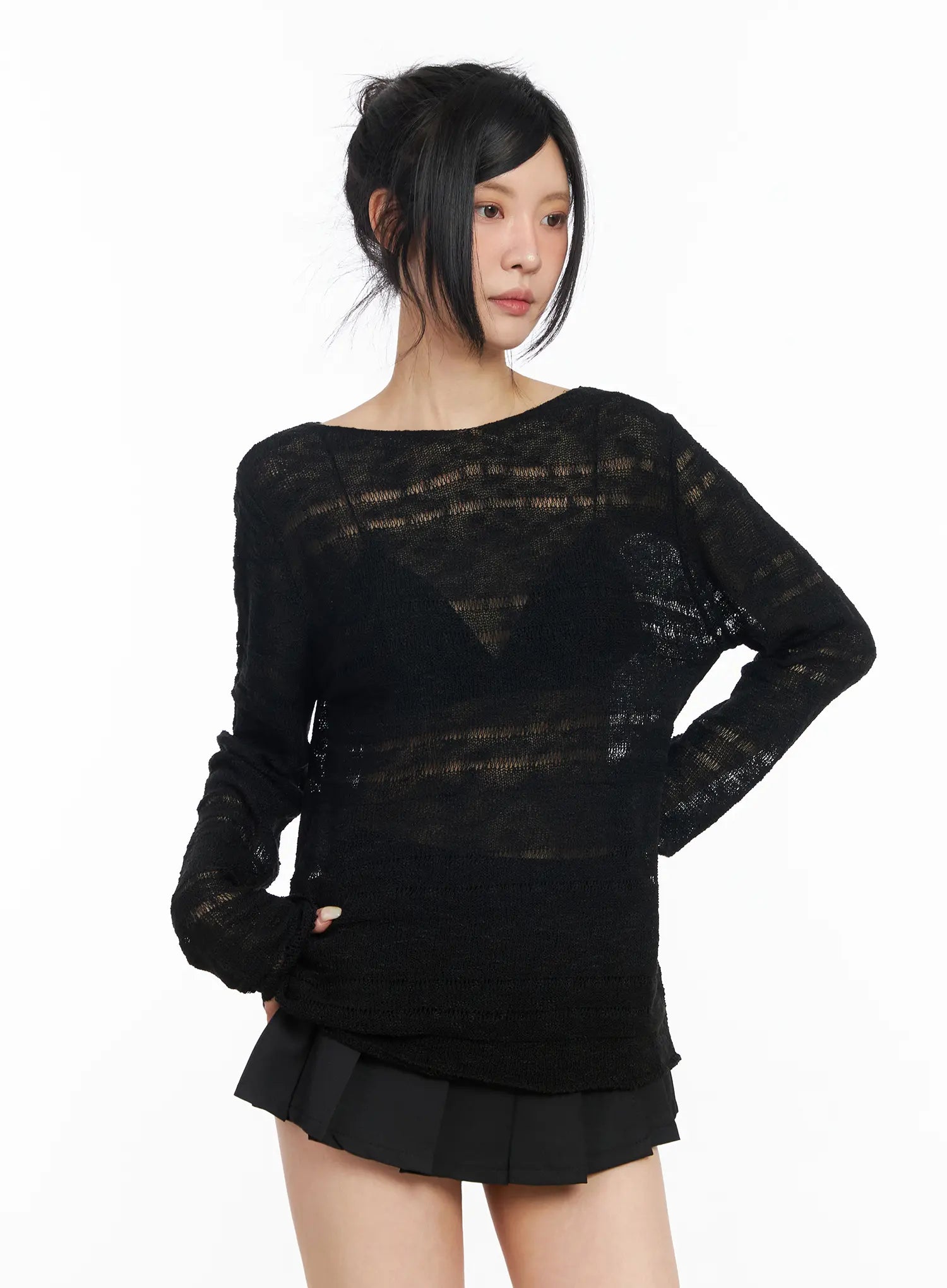 sheer-boat-neck-long-sleeve-knit-top-cm517 / Black