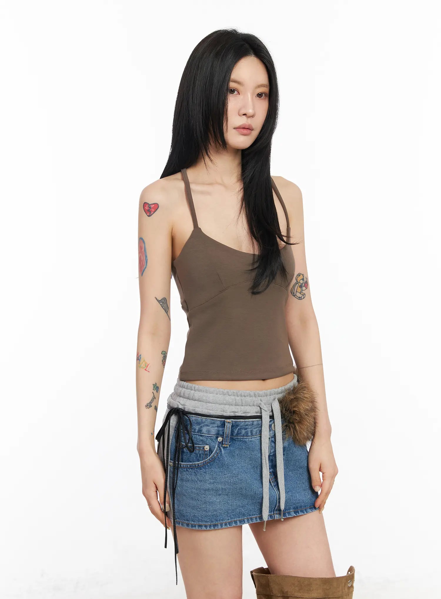 simple-boho-halter-neck-top-cm517 / Brown
