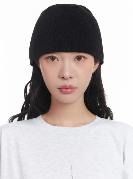 rivet-edge-knit-beanie-ic503