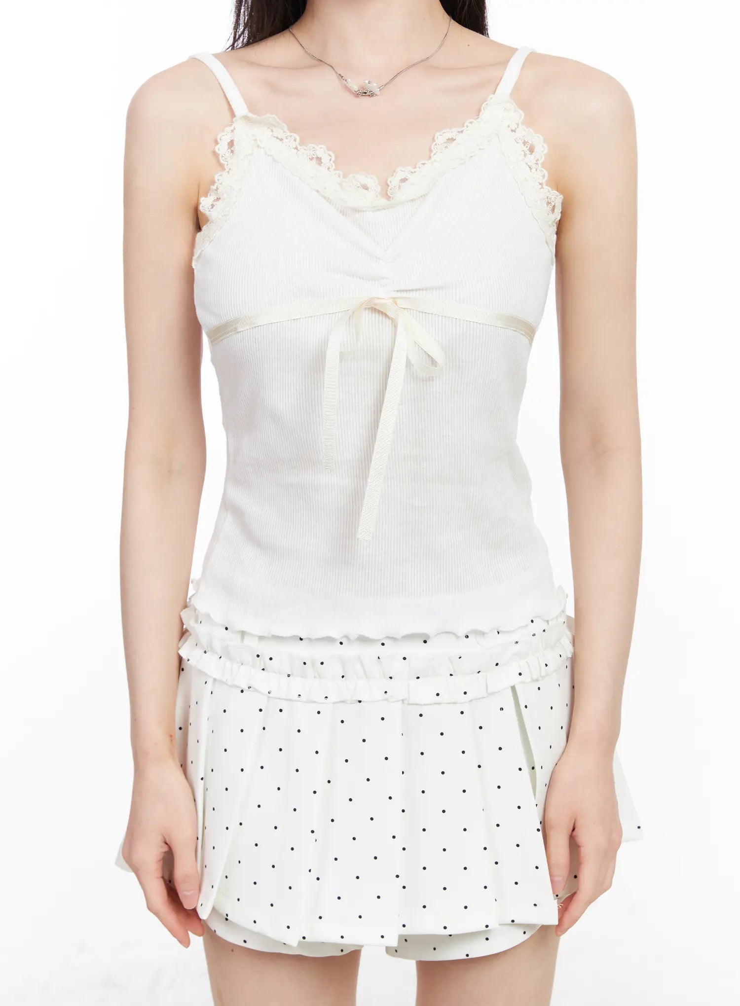lace-trim-and-bow-crop-tank-cm518