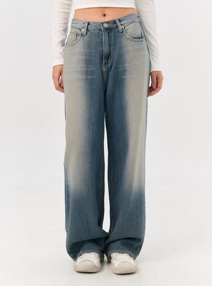 washed-wide-leg-jeans-in301