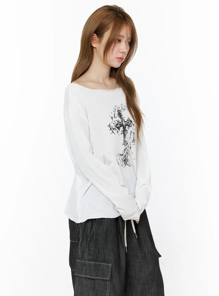 off-shoulder-cross-graphic-top-iu515