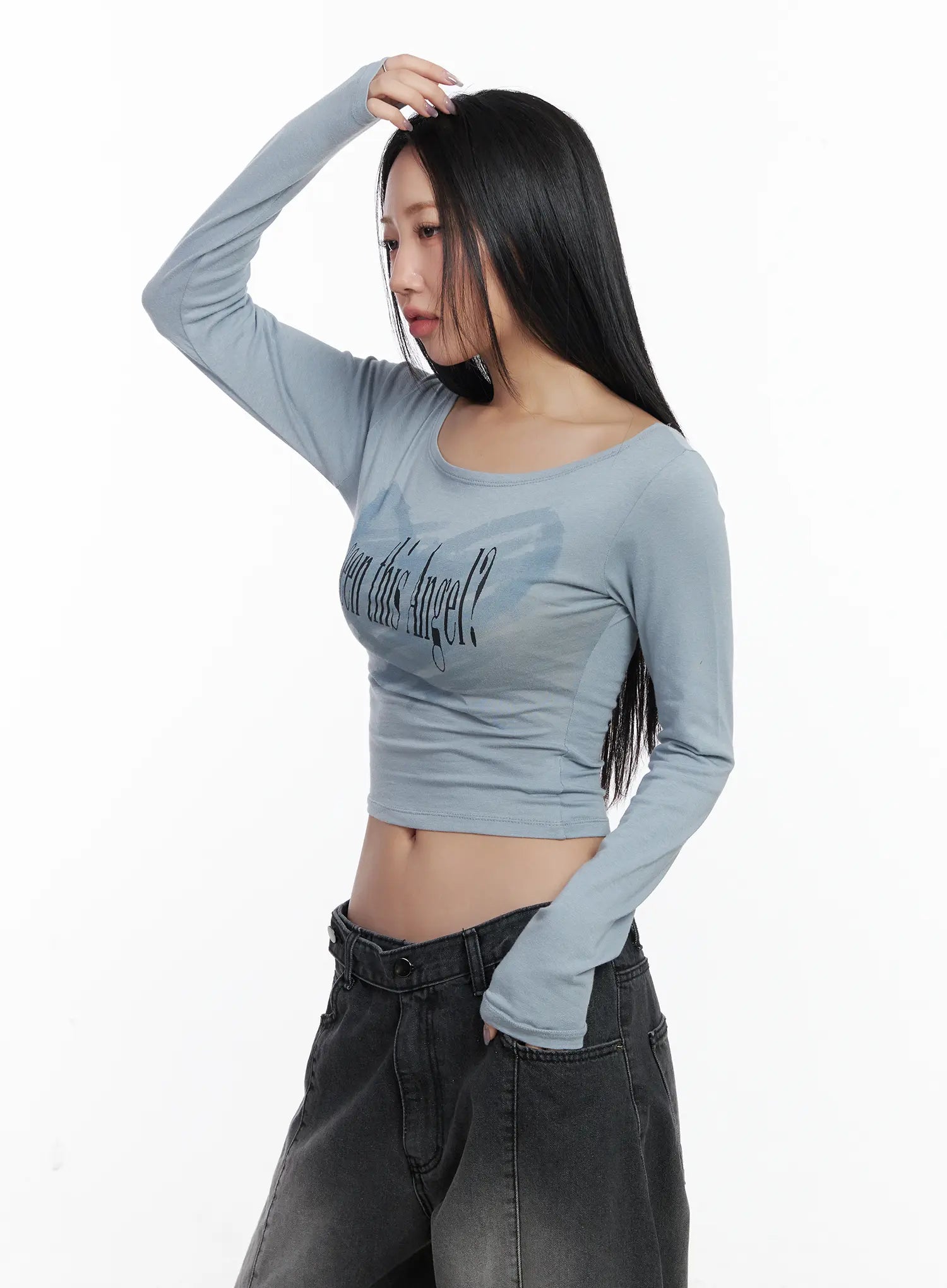 graphic-lettering-crop-top-cj530